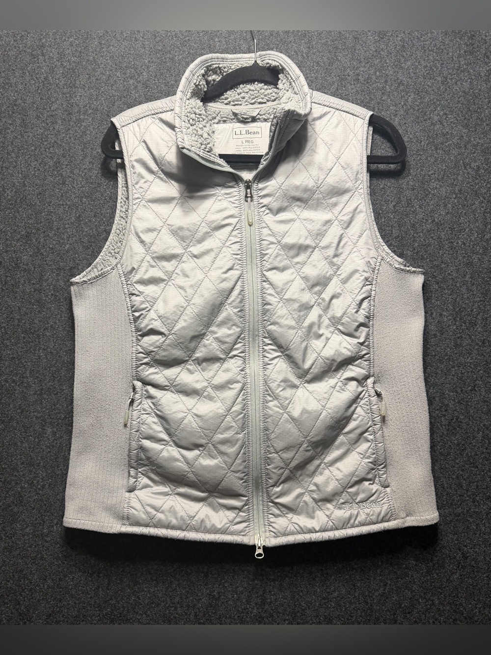 L.L.Bean Quilted Vest outdoor Puffer Large Womenโs Gray Zipper Sherpa Lined